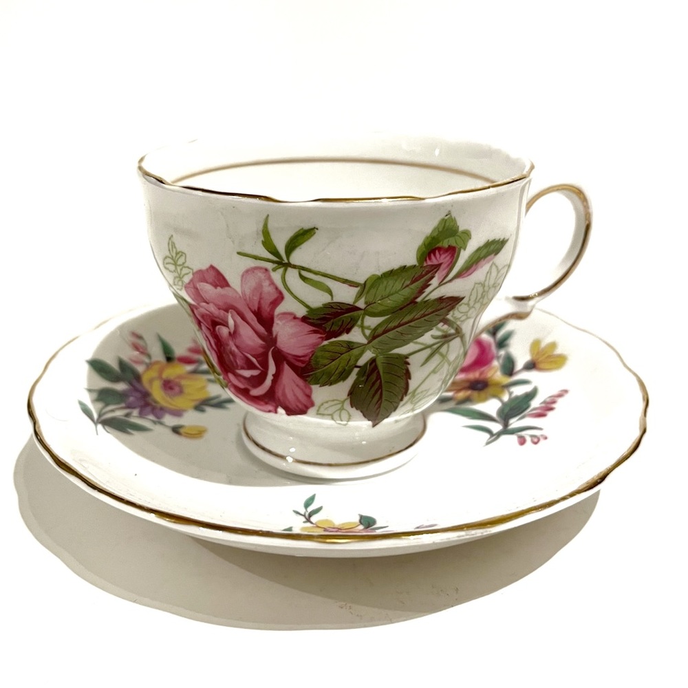 Vintage Floral Bone China England Tea Cup Saucer Mismatch Royal Vale Crown Essex